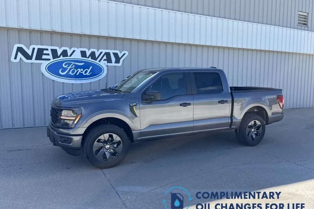2025 Ford F-150 STX photo 1