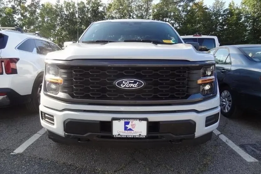 2025 Ford F-150 STX photo 1