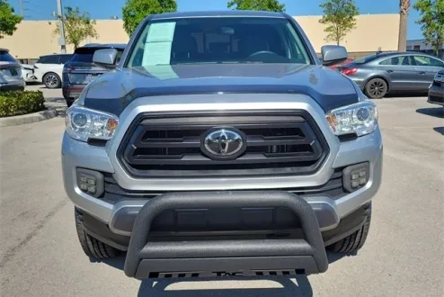 2022 Toyota Tacoma SR V6 photo 2