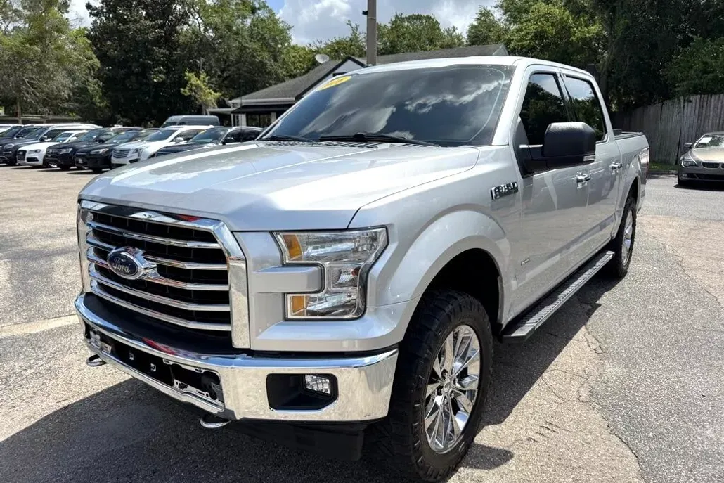 2016 Ford F-150 XLT photo 1