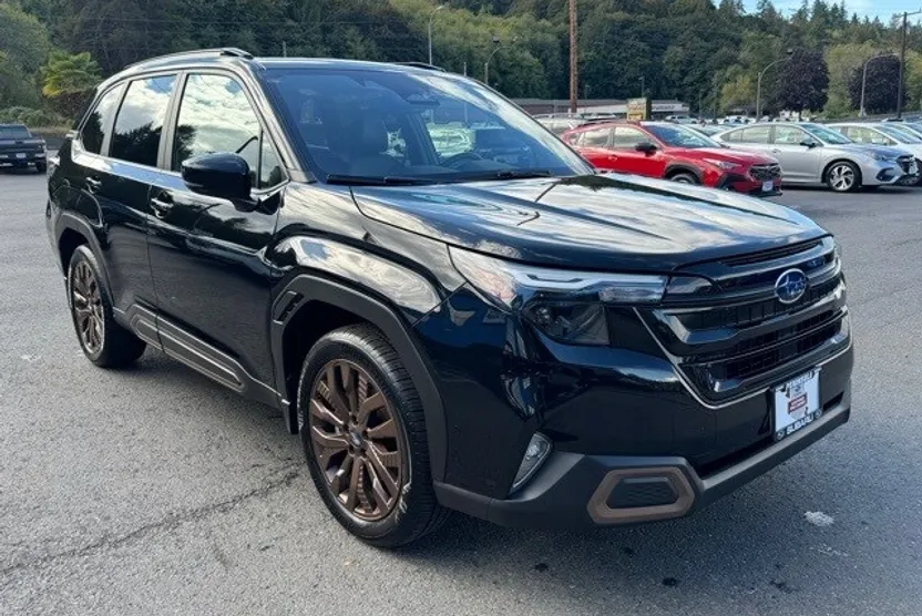 2025 Subaru Forester Sport photo 1