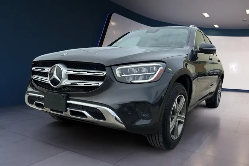 2022 Mercedes Benz GLC 300 photo 1