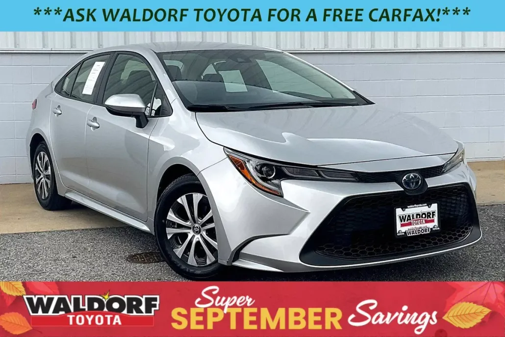 2022 Toyota Corolla Hybrid LE photo 1