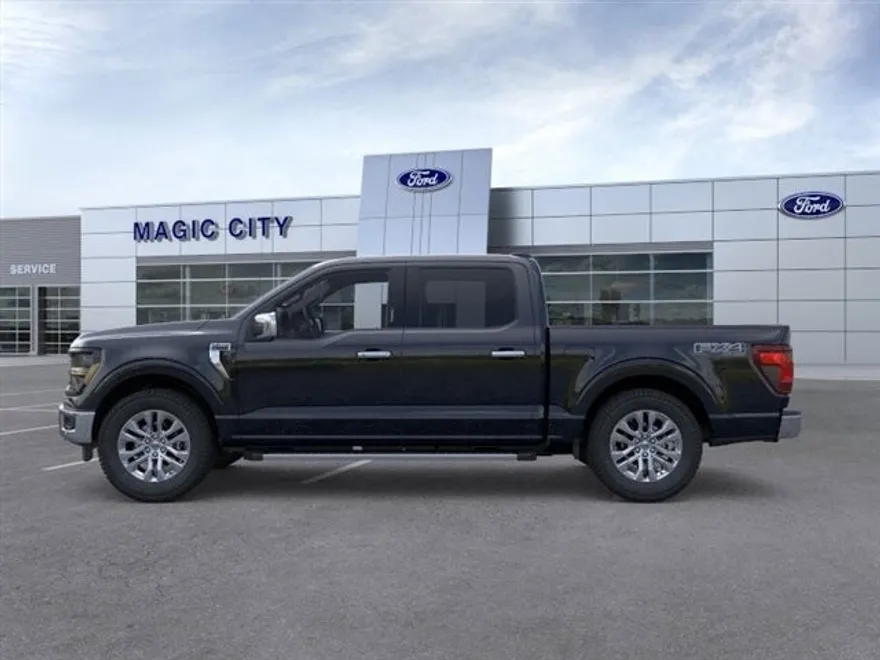 2024 Ford F-150 XLT photo 1