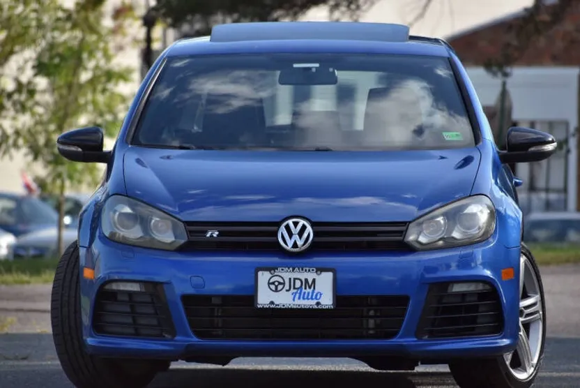 2012 Volkswagen Golf R 4Motion photo 1
