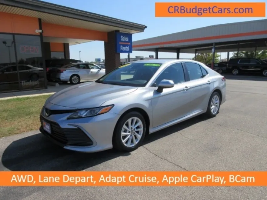 2024 Toyota Camry LE photo 1