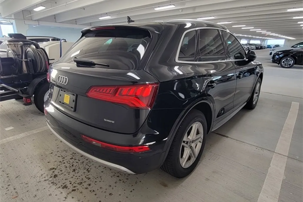 2019 Audi Q5 2.0T Premium photo 1