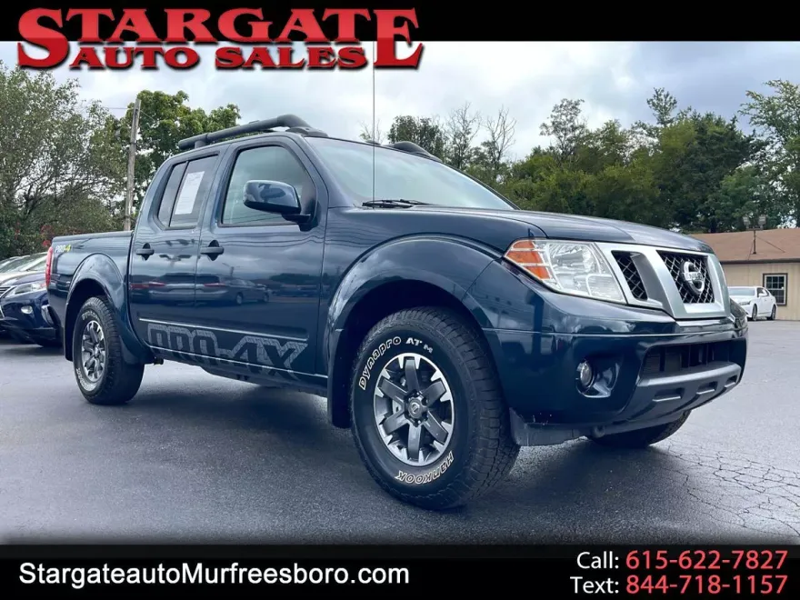 2020 Nissan Frontier Crew Cab PRO-4X photo 1