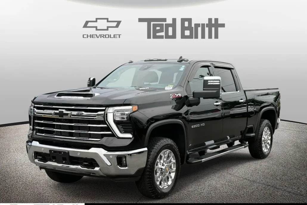 2025 Chevrolet Silverado 2500HD LTZ photo 1