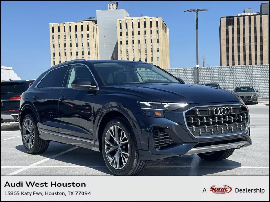 2025 Audi Q8 55 Premium photo 1