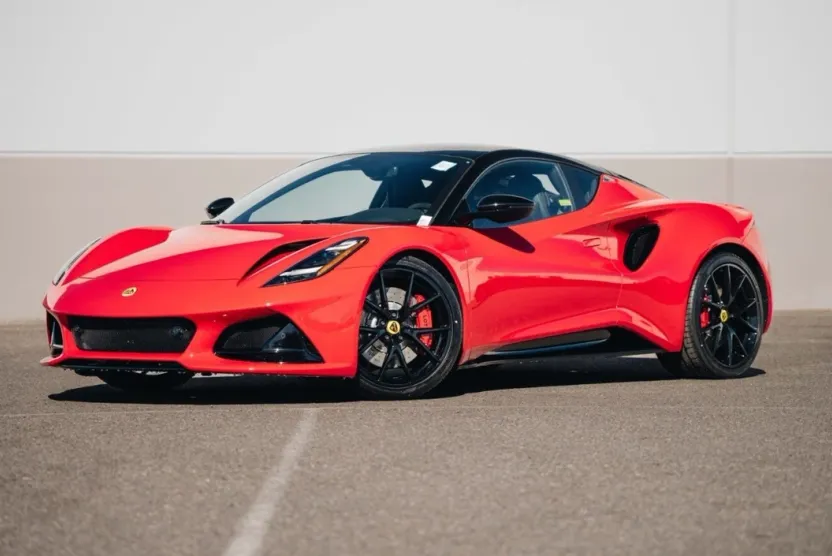 2024 Lotus Emira First Edition photo 1