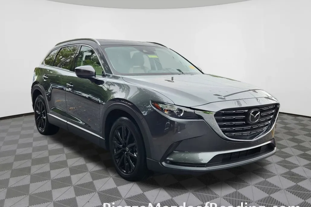 2023 Mazda CX-9 Touring photo 1