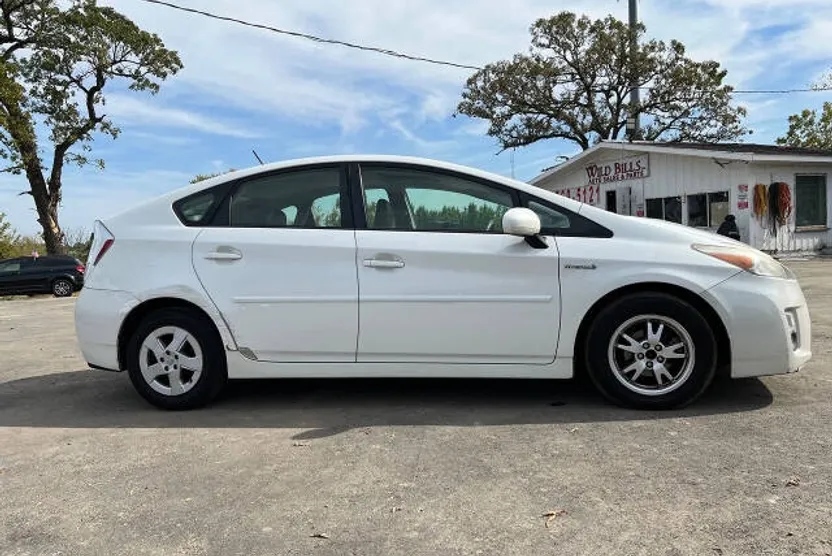 2010 Toyota Prius I photo 1