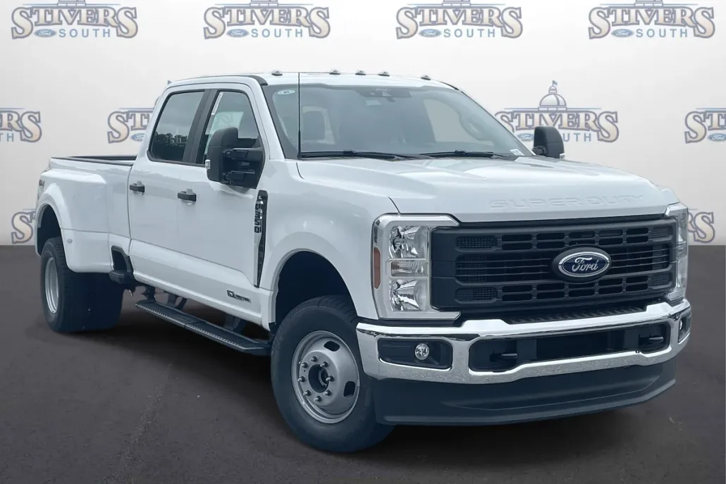 2025 Ford F-350 XL photo 1