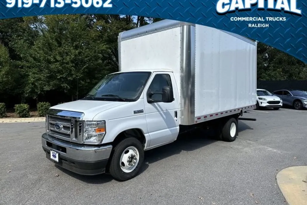2024 Ford E-350 photo 1