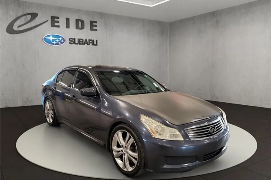 2009 Infiniti G37 Journey photo 1