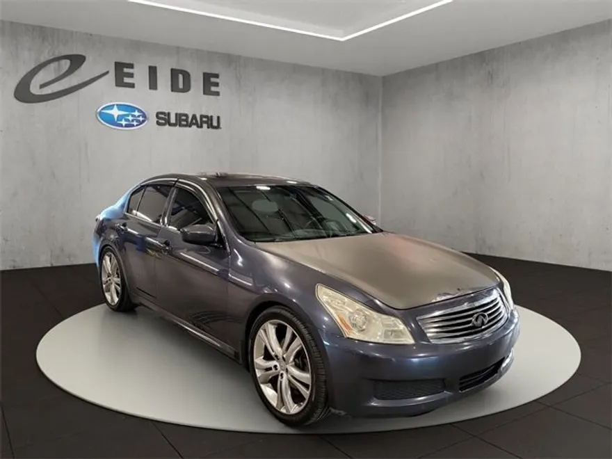 2009 Infiniti G37 Journey photo 1