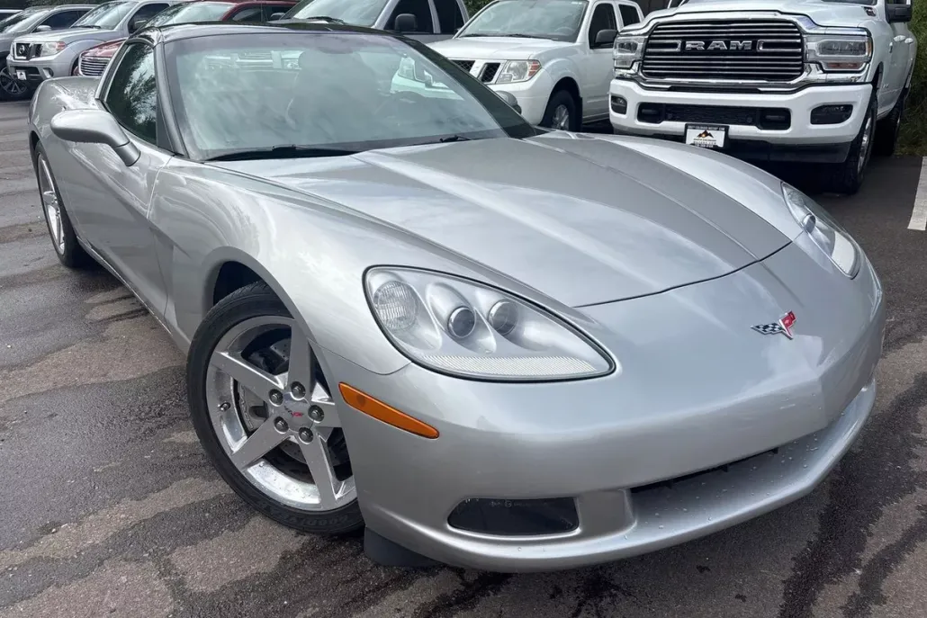 2005 Chevrolet Corvette photo 1