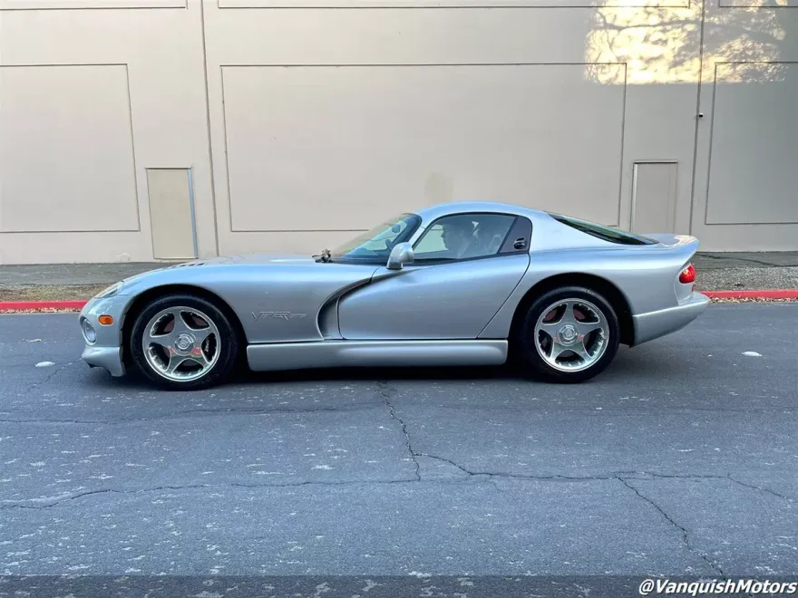 1998 Dodge Viper GTS photo 1