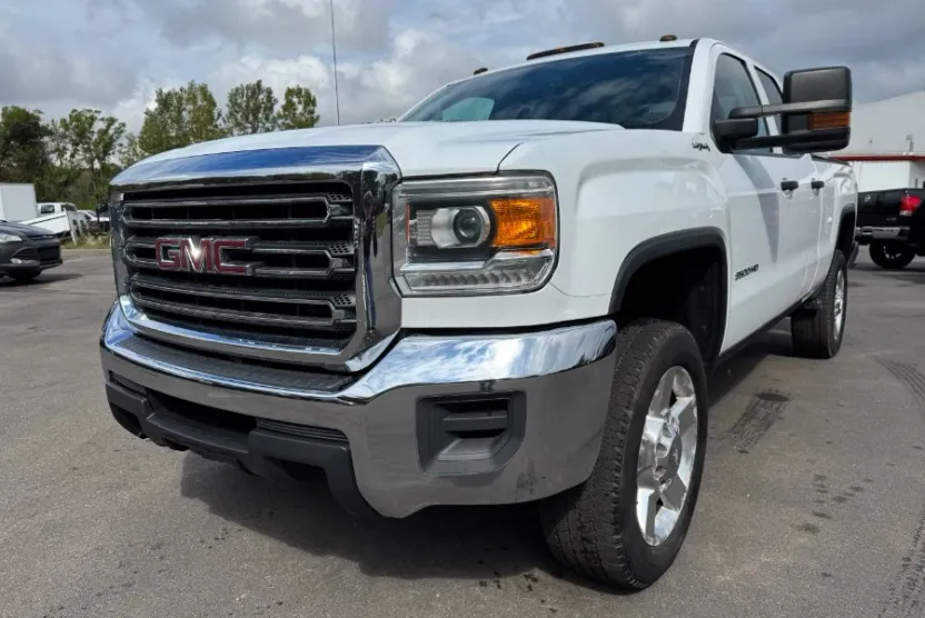 2016 Gmc Sierra Base photo 1