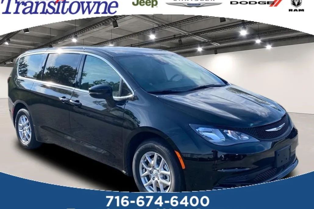 2026 Chrysler Voyager LX photo 1