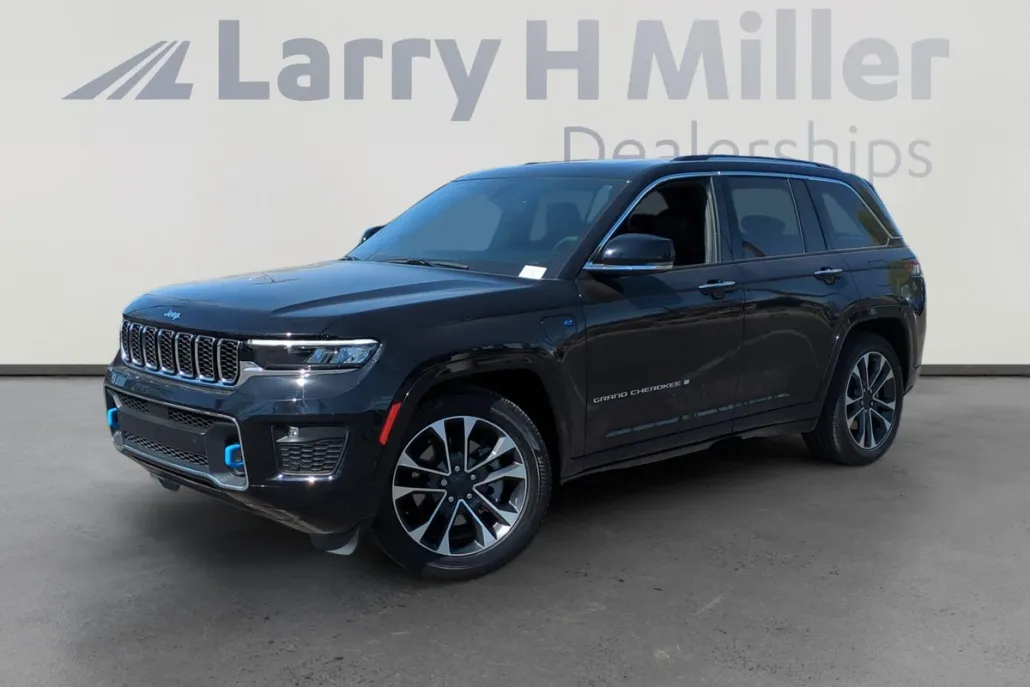 2022 Jeep Cherokee Overland 4xe photo 1