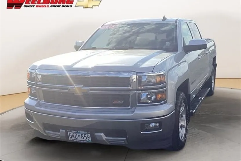 2015 Chevrolet Silverado 1500 LT photo 1