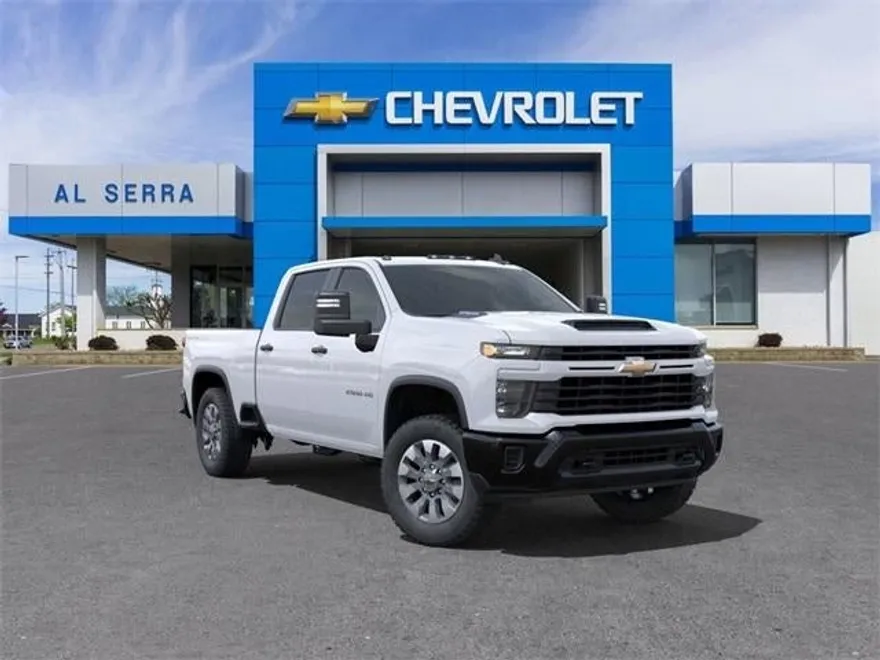 2025 Chevrolet Silverado 2500HD Custom photo 1