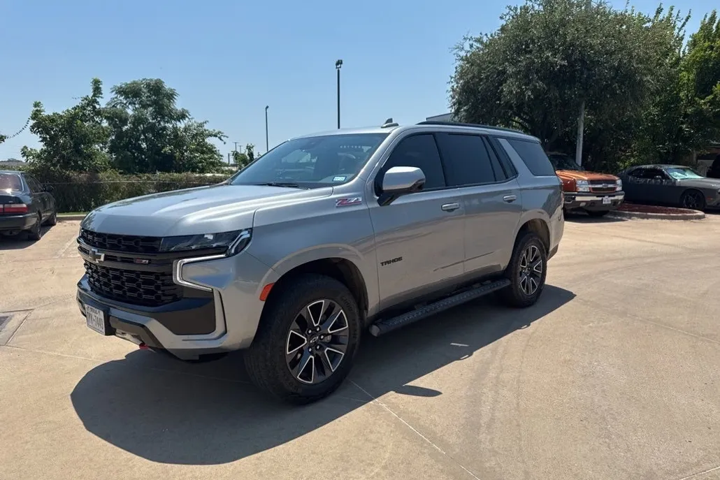 2024 Chevrolet Tahoe Z71 photo 1