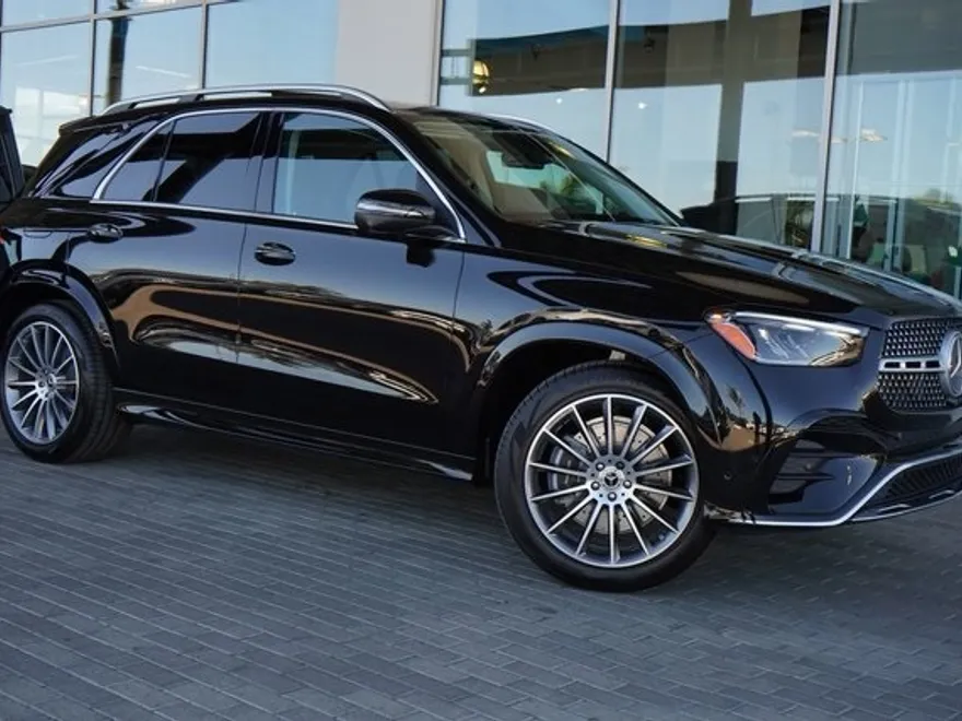 2026 Mercedes Benz GLE 450 4MATIC photo 1