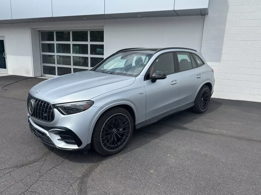 2024 Mercedes Benz GLC 43 AMG 4MATIC photo 1
