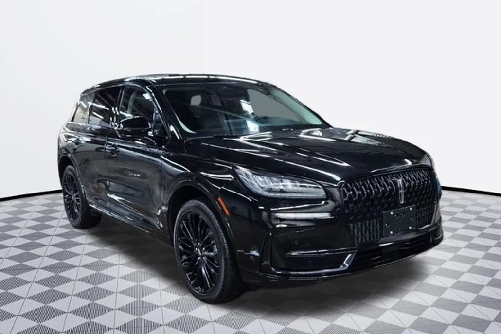 2024 Lincoln Corsair Premiere photo 1