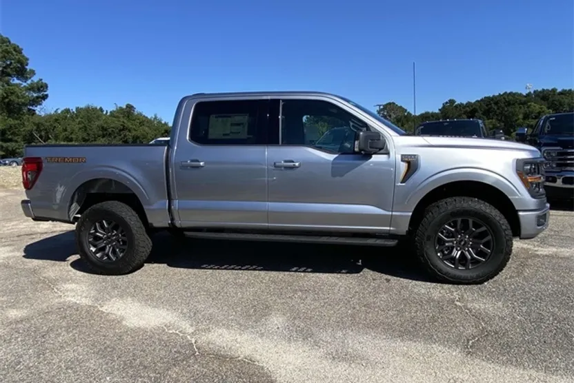 2025 Ford F-150 Tremor photo 1