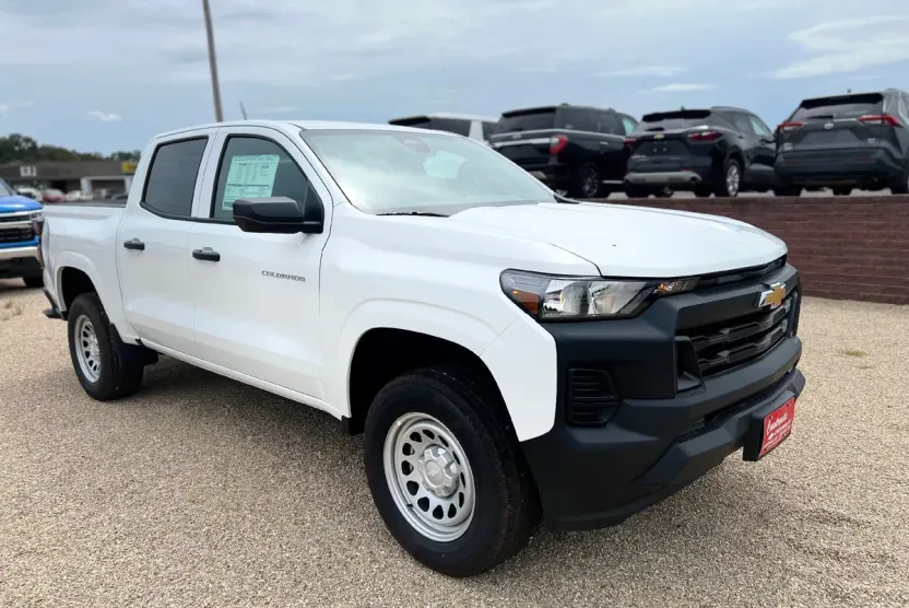 2026 Chevrolet Colorado Work Truck photo 1