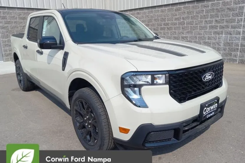 2025 Ford Maverick XLT photo 1