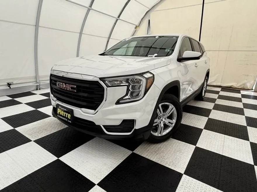 2024 Gmc Terrain SLE photo 1