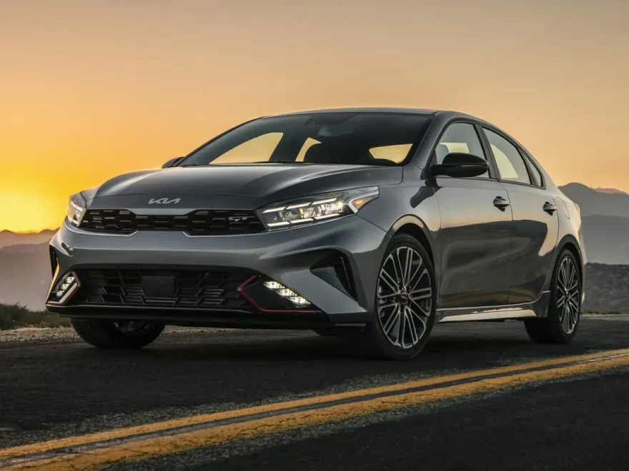 2024 Kia Forte LXS photo 1