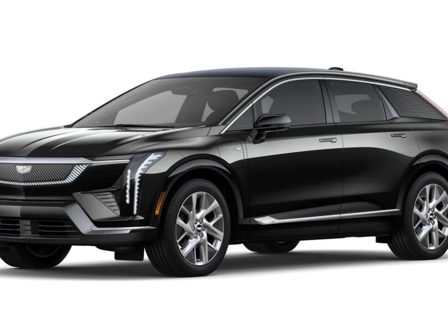 2025 Cadillac Optiq Luxury photo 1