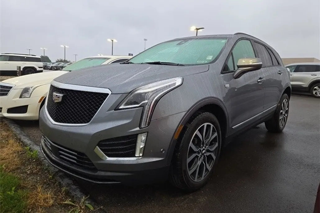 2021 Cadillac XT5 Sport photo 1