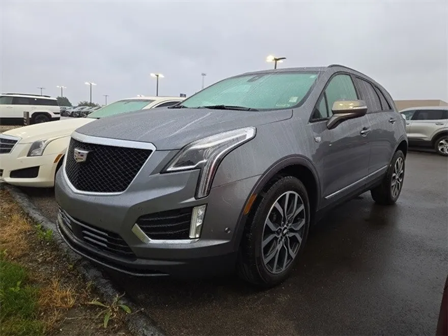 2021 Cadillac XT5 Sport photo 1