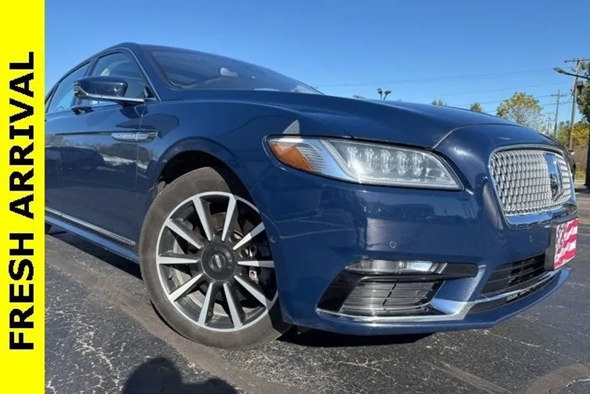 2018 Lincoln Continental Reserve photo 1