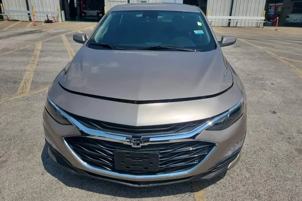2023 Chevrolet Malibu 1LT photo 1