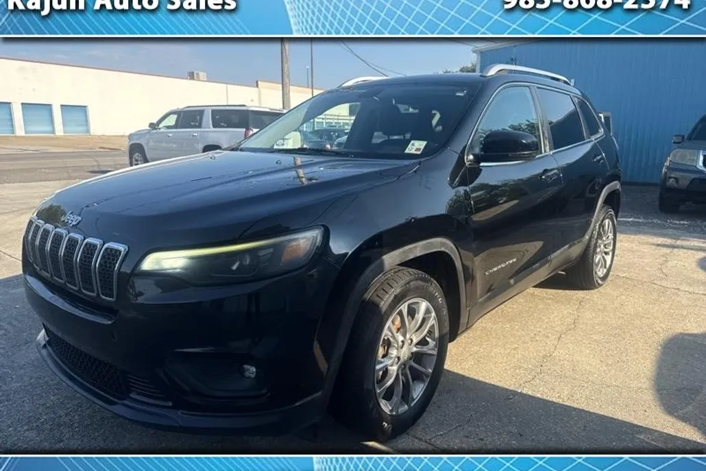 2019 Jeep Cherokee Latitude photo 1