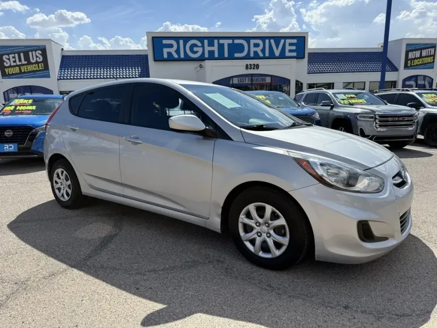 2014 Hyundai Accent GS GLS photo 1