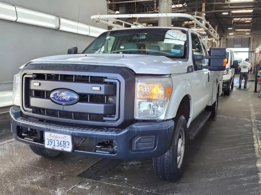 2016 Ford F-250 photo 1