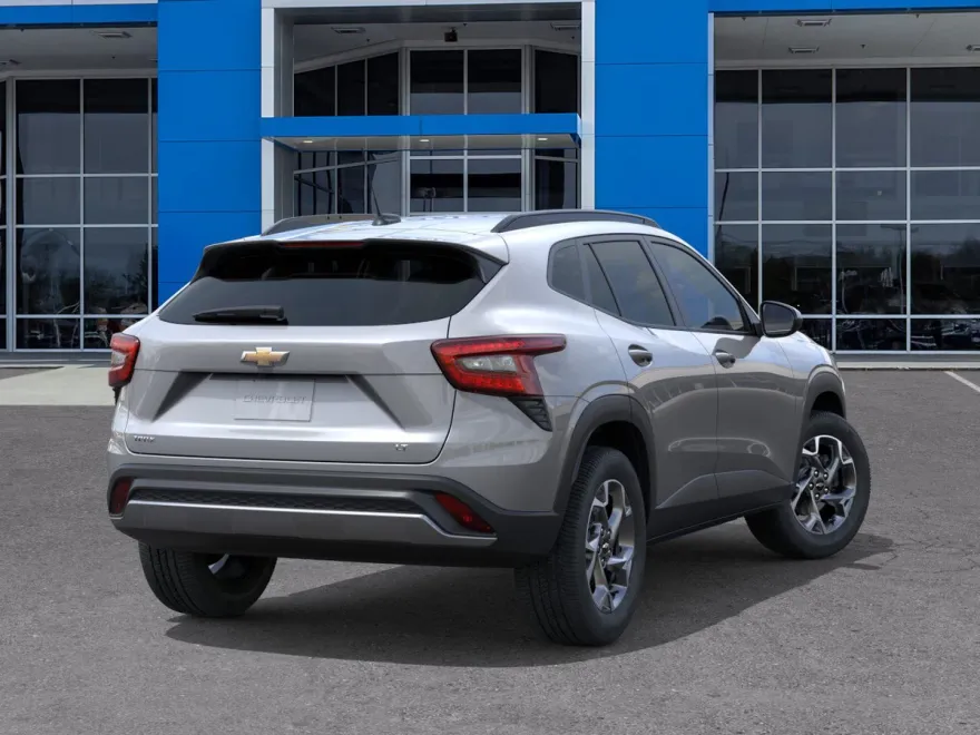 2026 Chevrolet Trax LT photo 1