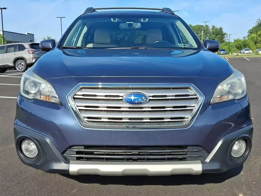 2016 Subaru Outback 3.6R Limited photo 1