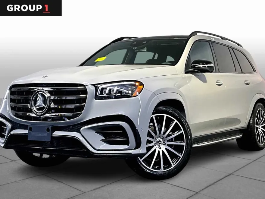 2025 Mercedes Benz GLS 580 4MATIC photo 1