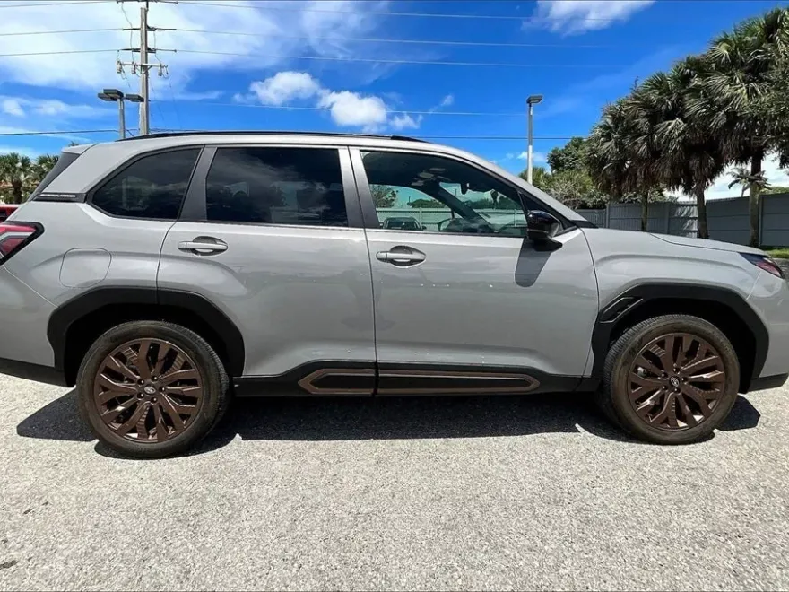 2025 Subaru Forester Sport photo 1