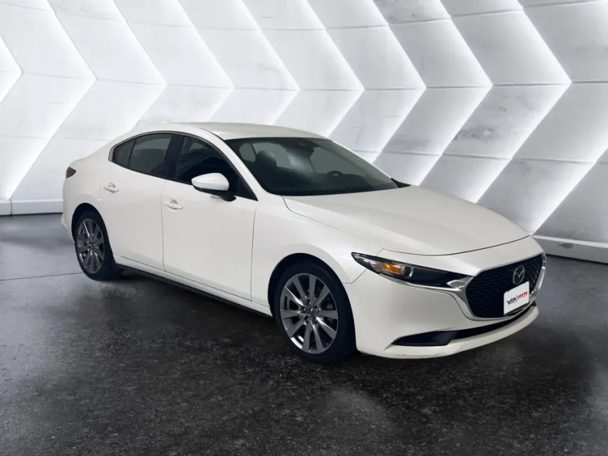 2021 Mazda Mazda3 Select photo 1